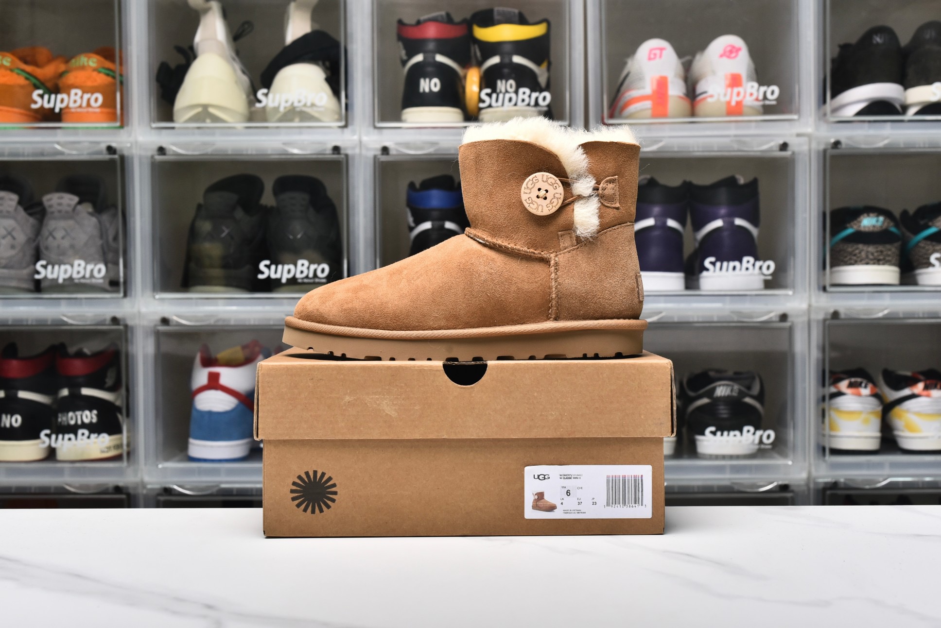 UGG Women Mini Bailey Button II Boot Chestnut 1016422